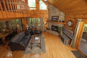 TV, fireplace, DVD player, table tennis