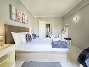 1 chambre, fer et planche à repasser, Wi-Fi gratuit, draps fournis