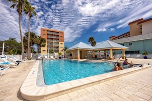 Ulkouima-allas, lämmitetty uima-allas