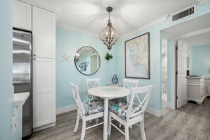 Dining - Newly Renovated Waterfront Dock View 1 bed, 1 bath at Sanibel Moorings #1441 (Sanibel)