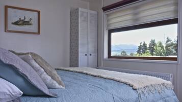 Design Double or Twin Room | Premium bedding, down comforters, individually decorated