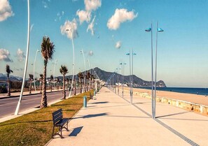 Vlak bij het strand