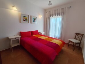 3 bedrooms, free WiFi, bed sheets