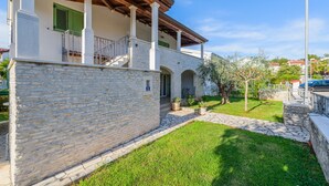 Exterior - Aparment Inteuro in Porec, Istria (Porec)