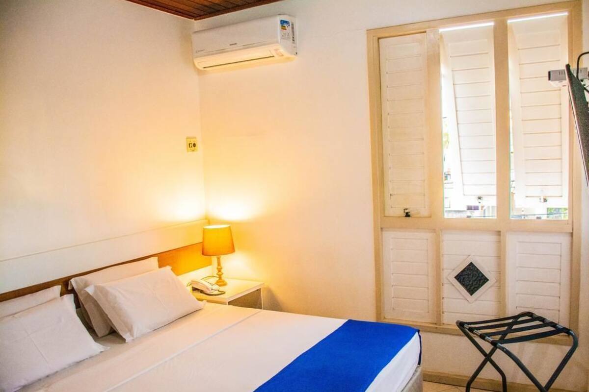 Frigobar, Wi-Fi de cortesia, roupa de cama