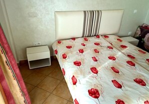 2 bedrooms