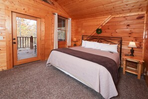 3 slaapkamers, een strijkplank/strijkijzer, gratis wifi, beddengoed