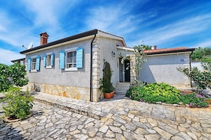 Villa Dany with pool, Istria - Villa Dany (Brnobici)