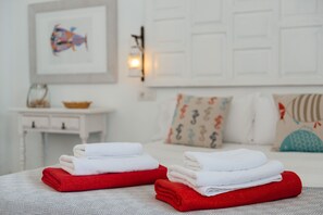 1 bedroom, in-room safe, iron/ironing board, free WiFi - Estudio Andrea, Casa Rural Caleton del Golfo Lanzarote (El Golfo)