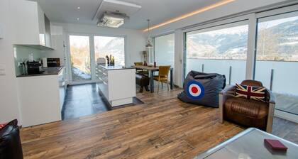 Superb Alpine Lodges Zell am See 4pax