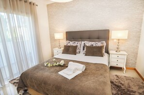 In-room safe, iron/ironing board, free WiFi, bed sheets - Flat Figo OCV - Ocean View (Albufeira)