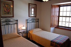 3 bedrooms, Internet, bed sheets - Charming Rural House Lina Medina with Private Pool and Stunning Sea Vi (Villa de Mazo)
