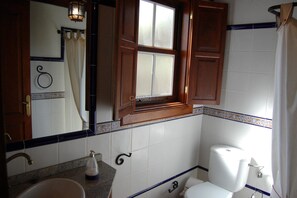 Douche, serviettes fournies