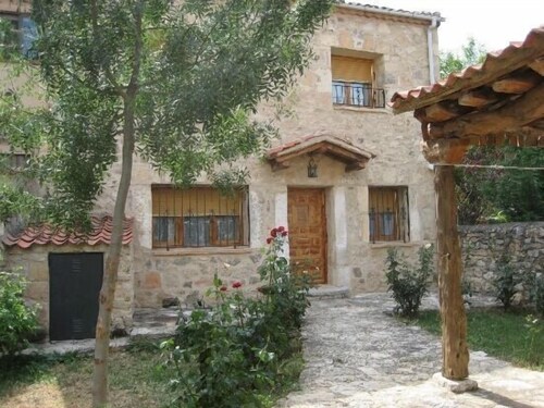 Itsepalveluperiaatteella El Fresno 10 hengelle