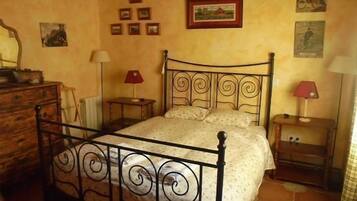 5 sovrum och sÀngklÀder