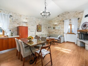 Interior - Villa Casa Antignana with pool in Tinjan, Istria (Tinjan)