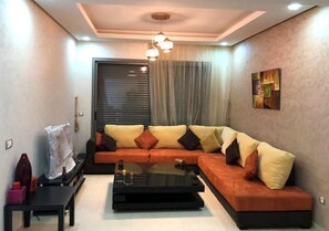 تلفزيون، ألعاب للصغار