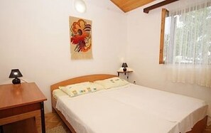 1 bedroom, free WiFi, bed sheets, wheelchair access