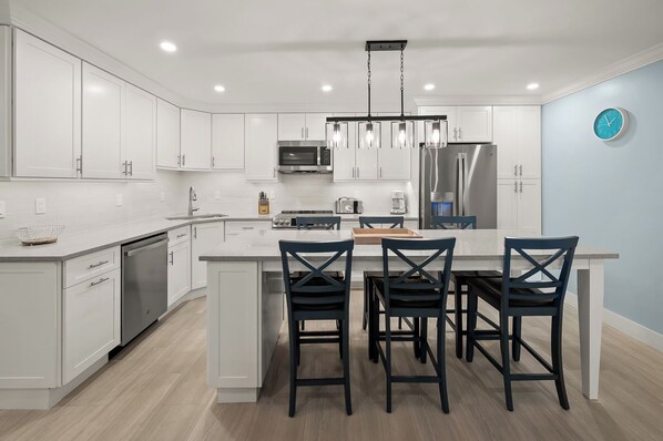 Fridge, microwave, oven, stovetop - Newly Renovated Partial Beach View 2 bed, 2 bath at Sanibel Moorings #411 (Sanibel)