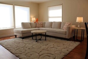 تلفزيون، مكتب