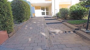 Exterior detail - Apartment for 6 people - Air conditioning - WiFi - Swimming pool residence - Sainte Maxime -... (STE MAXIME)