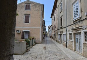Exterior - Apartment Andrea Old Town with garden in Porec, Istria (Porec)