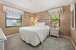 3 habitaciones, tabla de planchar con plancha y wifi gratis