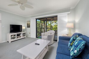 TV, DVD player - Partial Beach View 1 bed, 1 bath at Sanibel Moorings #142 (Sanibel)