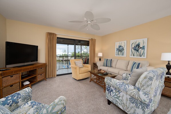 TV, DVD player - Waterfront Dock View 2 bed, 2 bath at Sanibel Moorings #1432 (Sanibel)