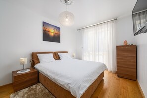 2 bedrooms, free WiFi, bed sheets