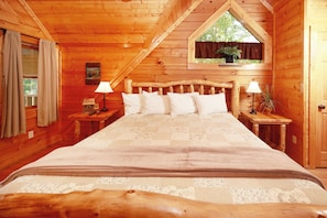 4 bedrooms, iron/ironing board, free WiFi, bed sheets - Premier 3-Level Cabin w/ Hot Tub, Pool Table, Resort Pool, Putt Putt, Fishing (Sevierville)
