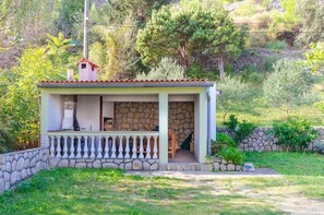 Property grounds - Apartment in Lopar with Terrace, Air condition, WIFI (4419-1) (Lopar)