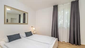 1 bedroom, WiFi, bed sheets