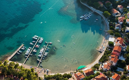 Appartement dans Supetarska Draga avec vue mer, Balcon, Climatisation, WIFI (4325-2)