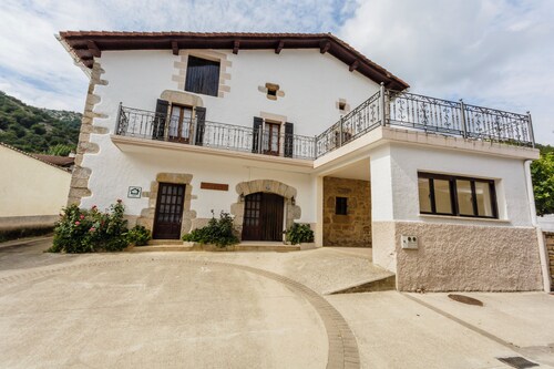 Casa rural para 22 personas en Egiarreta (Navarra)