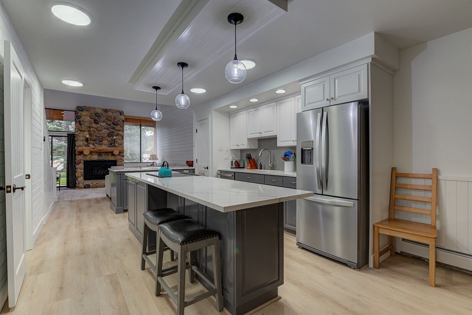 冰箱、微波炉、烤箱、炉灶