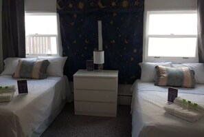 1 dormitorio, escritorio, espacio para trabajar con un portátil y wifi