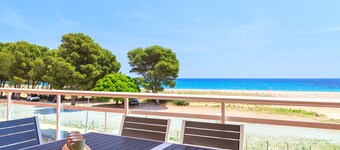 Beachfront apartment perfect for families · UHC ARCO DEL SOL 277