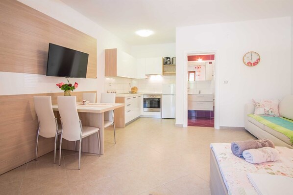 Interior - Studio apartment IVA with terrace (Krk)