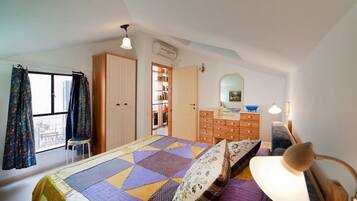 2 bedrooms, iron/ironing board