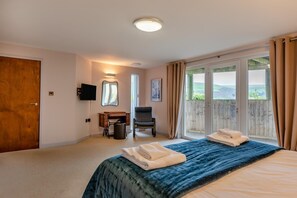 3 Schlafzimmer, Bügeleisen/Bügelbrett, Reisekinderbett, kostenloses WLAN