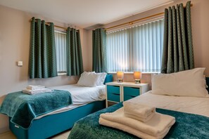 3 bedrooms, iron/ironing board, travel crib, free WiFi