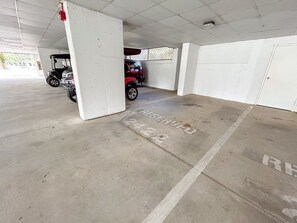 Property grounds - Ocean Keyes. 3 bedroom 2 bath. Gated community. 2nd floor. Close walk to ocean. (North Myrtle Beach)