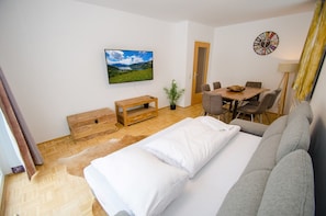 1 Schlafzimmer, Bügeleisen/Bügelbrett, kostenloses WLAN, Bettwäsche
