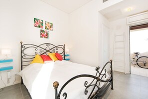 1 bedroom, iron/ironing board