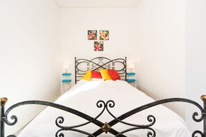 1 Schlafzimmer, Bügeleisen/Bügelbrett