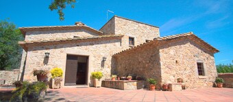 Molí d'en Tarrés.   Ideal house for families10 people.