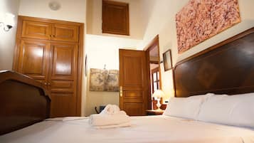 5 makuuhuonetta, ilmainen Wi-Fi, vuodevaatteet