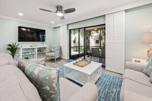 TV, DVD player - Newly Renovated Dock View 3 bed, 2 bath at Sanibel Moorings #1541 (Sanibel)