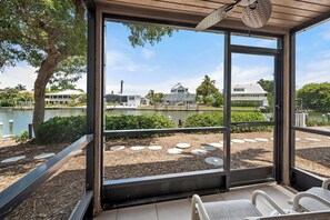 Property grounds - Newly Renovated Dock View 3 bed, 2 bath at Sanibel Moorings #1541 (Sanibel)